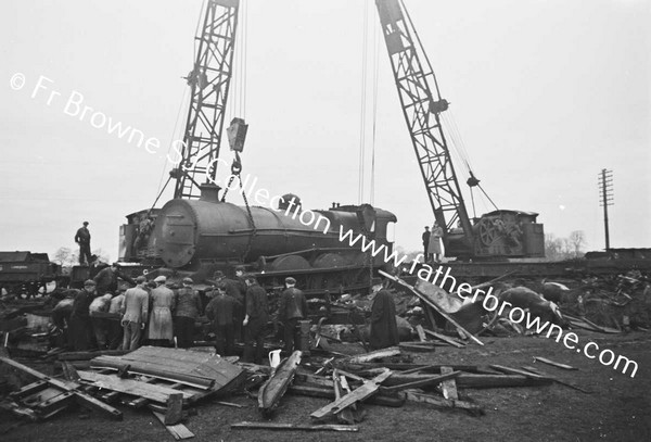 SALVAGING  WRECKED TRAIN